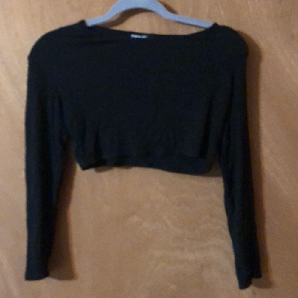 Long sleeve crop top